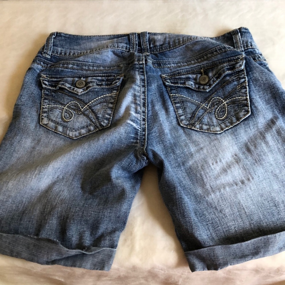 Ladies shorts
